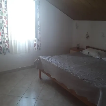 Apartment Frane-20m From