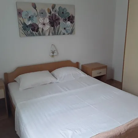 Apartment Frane-20m From *