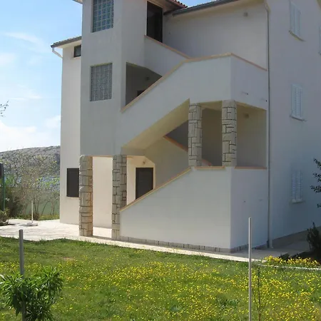 Apartment Frane-20m From Barbat na Rabu
